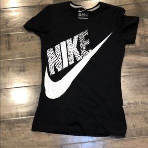 Nike Shirt Size Small